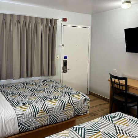 Motel 6 Riviera Beach Fl Eksteriør billede