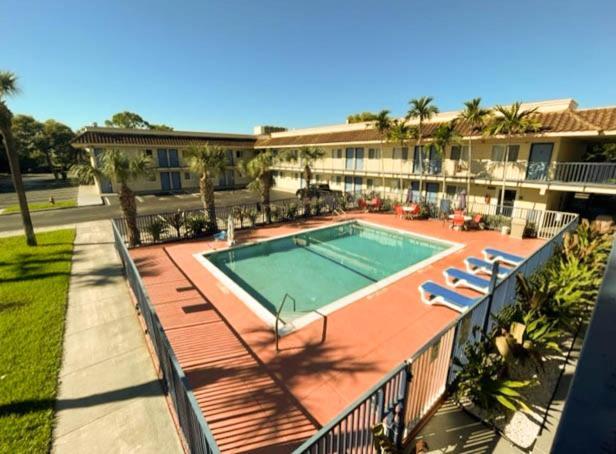 Motel 6 Riviera Beach Fl Eksteriør billede