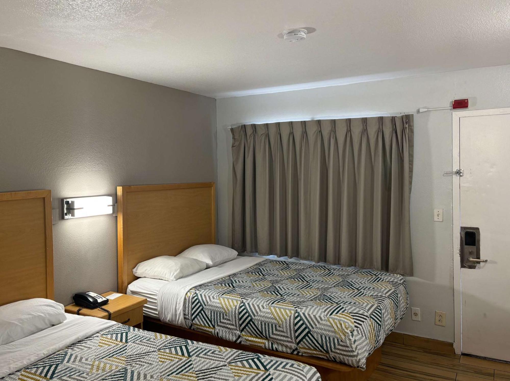 Motel 6 Riviera Beach Fl Eksteriør billede